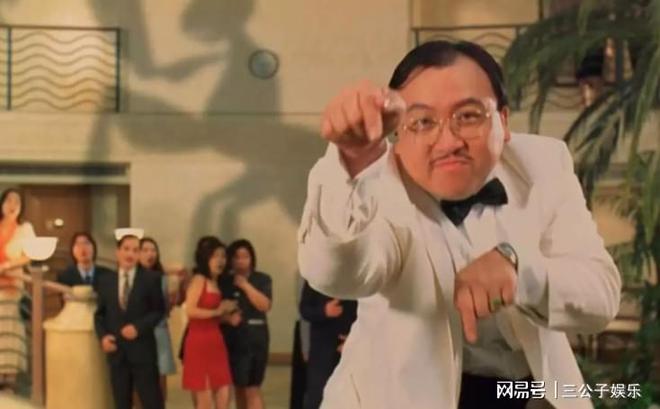 友。网友:拍烂片多的人才最爱钱。麻将胡了王晶说周星驰爱钱不要朋(图4) 友。网友:拍烂片多的人才最爱钱。麻将胡了王晶说周星驰爱钱不要朋(图4)