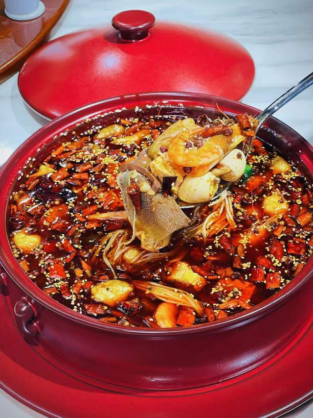 上市旨在引领郑州美食潮流麻将胡了好福记冬日新菜(图5)