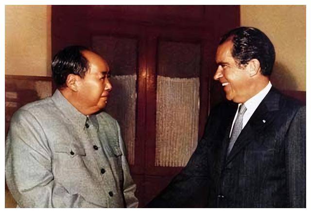 松夫人一盒香烟接着说一番话让她激动不已麻将胡了试玩平台1972年周恩来送尼克(图6)