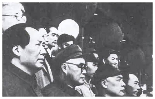 松夫人一盒香烟接着说一番话让她激动不已麻将胡了试玩平台1972年周恩来送尼克(图13)