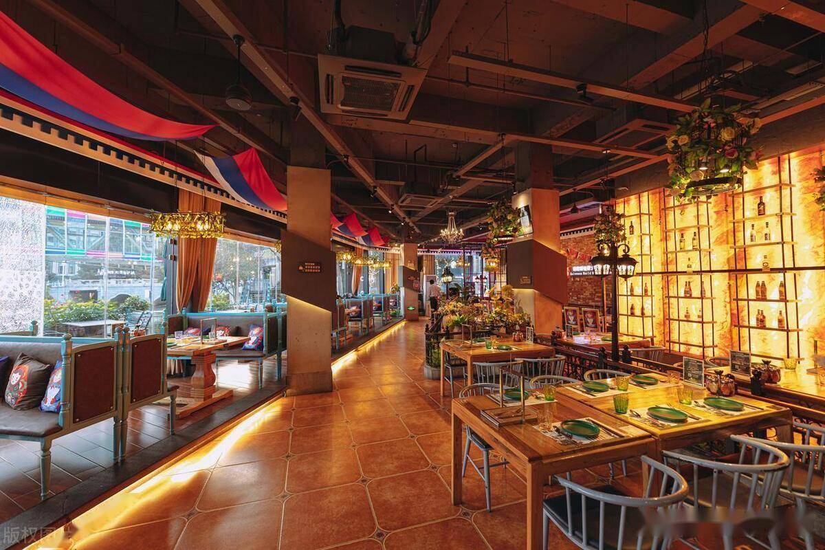 势：从回归本质到直播破圈老板必看生存指南麻将胡了试玩网站免费2025火锅业6大趋(图4)