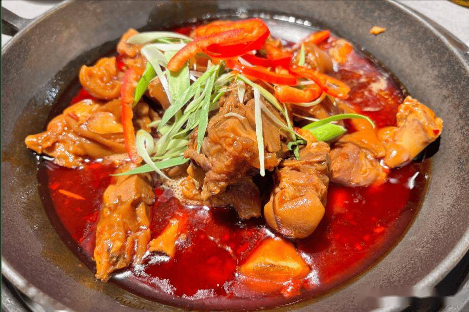 势：从回归本质到直播破圈老板必看生存指南麻将胡了试玩网站免费2025火锅业6大趋(图5)