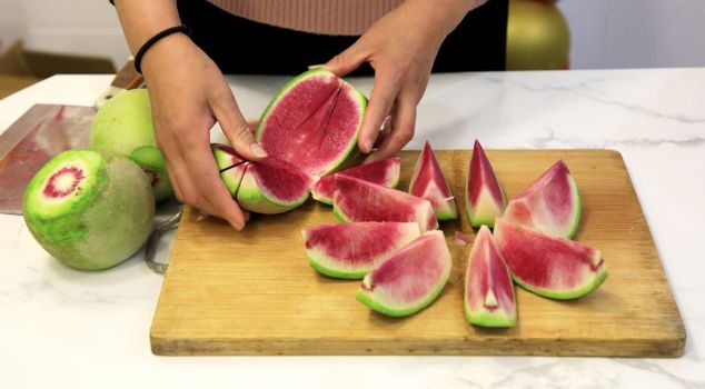 不一样”三样必吃要加上遵循传统福运来PG电子麻将胡了试玩今年的正月初六“(图5)